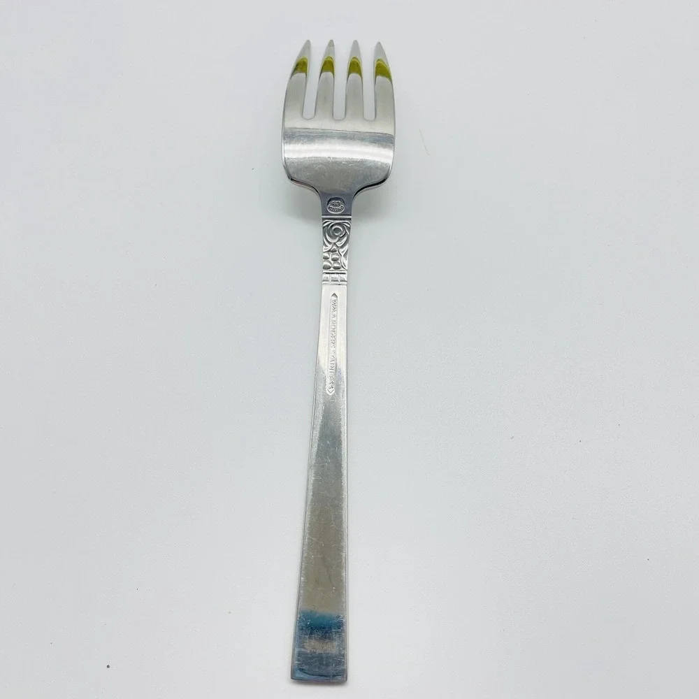 WM A Rogers Northland Stainless Dessert Forks Set of 4 Flatware USA